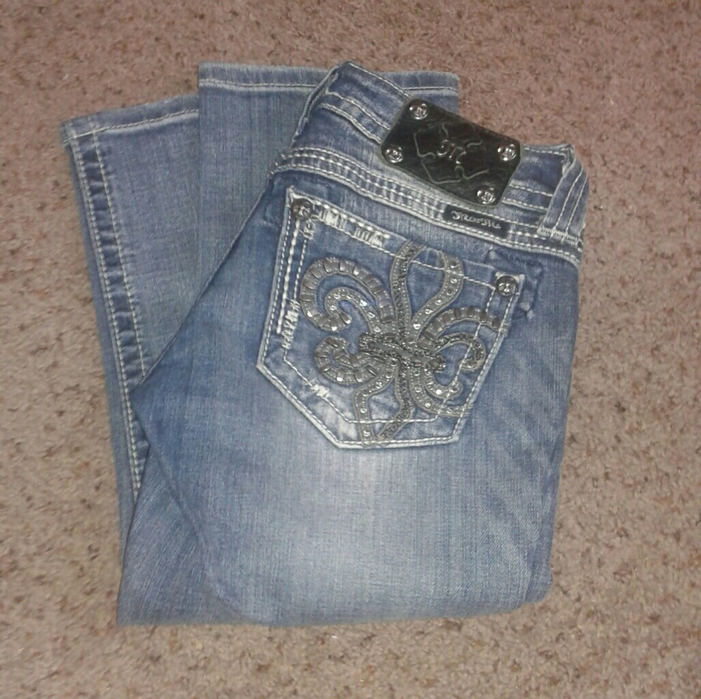 Miss Me Light Blue Capri Jeans with Silver Embellishments